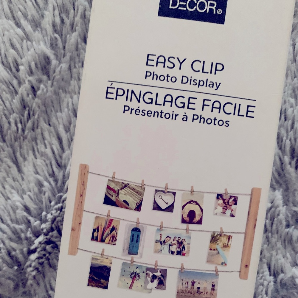 NIB Easy Clip Photo Display